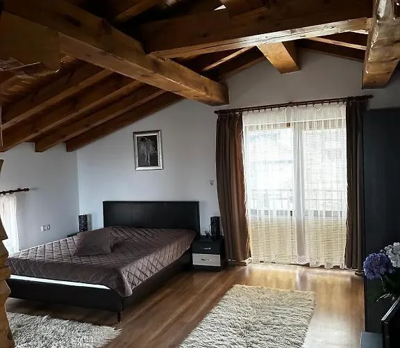 Snow House Penzion Bansko